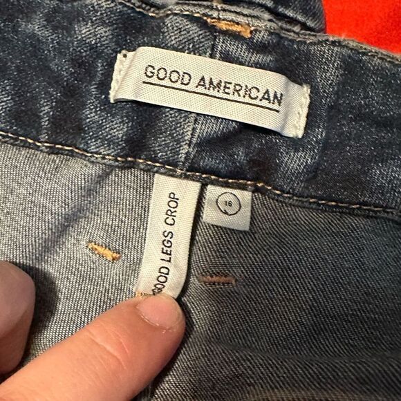 Good American EUC Good Leg Crop Jeans - Picture 4 of 4